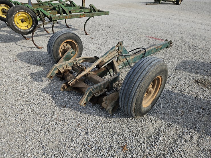 #205227-•-marliss-caddy-image-5