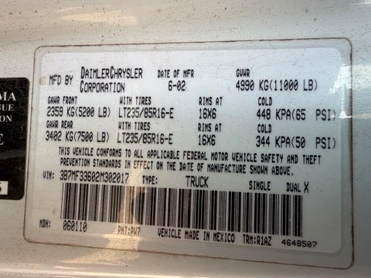 2002-dodge-ram-3500-image-24