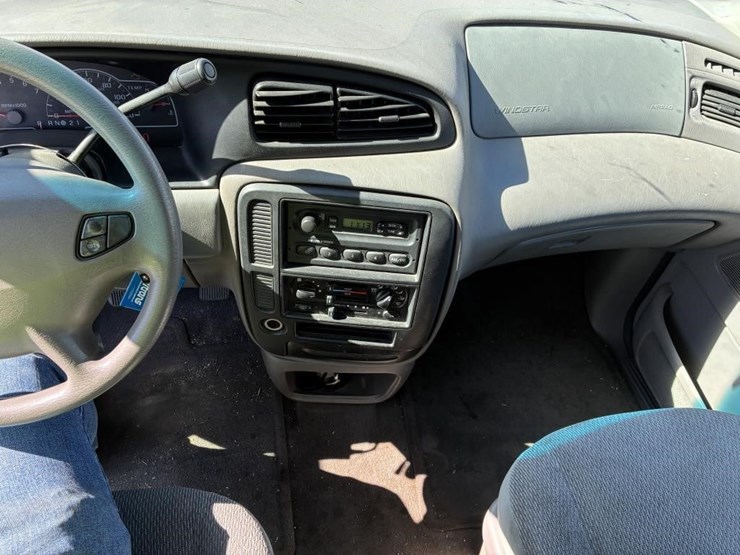 2003-ford-windstar-image-16