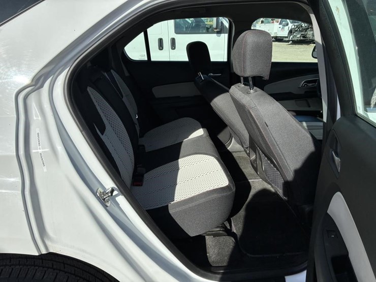 2014-chevrolet-equinox-image-9