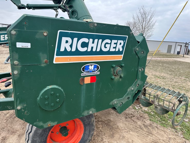 #38836-•-2019-richiger-e6910-grain-bag-unloader-image-17