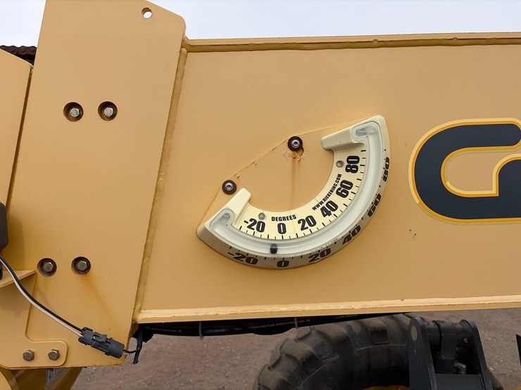 2016-gehl-rs8-44-image-18