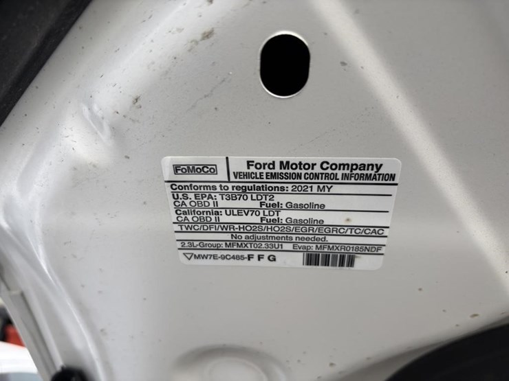 2021-ford-explorer-image-21