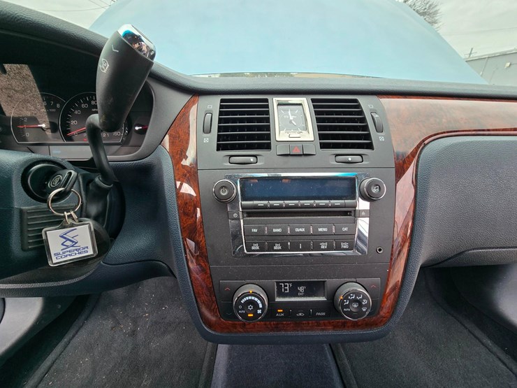 2006-cadillac-superior-6-door-limousine,-ultra-low-20396-miles-image-34