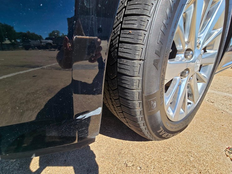 2017-cadillac-federal-70in-limo-w-27466-miles,-premium-federal-coachwork,-luxury-transport-image-49