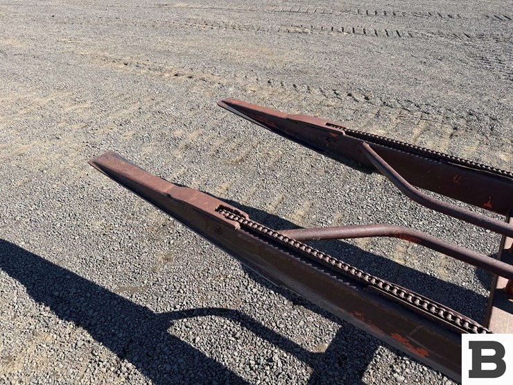 16'-orchard-bin-trailer-image-16