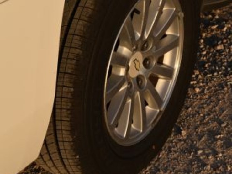 2018-chevrolet-tahoe-image-6