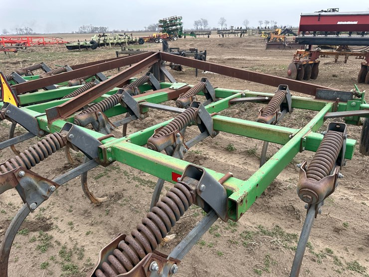 john-deere-20-image-11