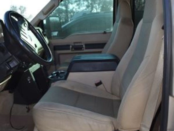 2010-ford-f250-image-10