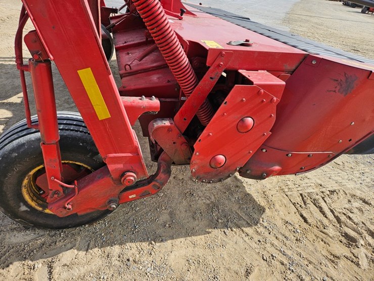 2019-new-holland-313-image-34