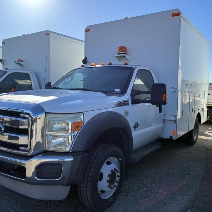 2011 FORD F550