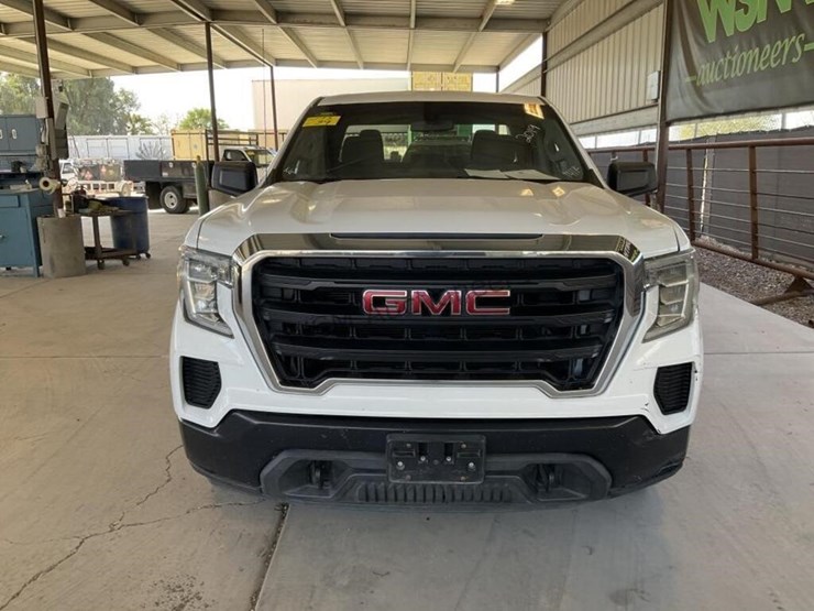 2019-gmc-sierra-1500-image-3