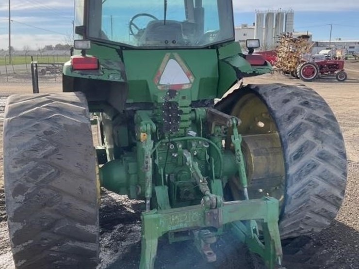 john-deere-8410t-image-8