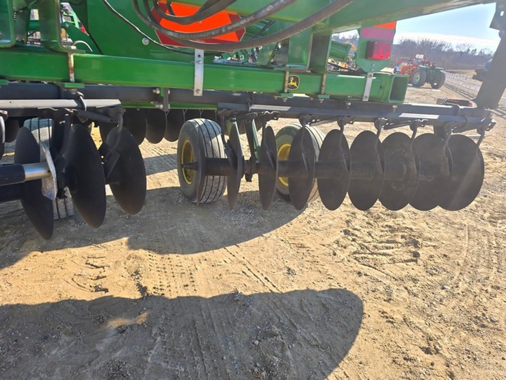 john-deere-637-image-9