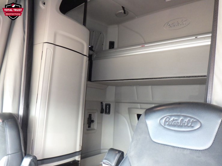 2023-peterbilt-579-image-20