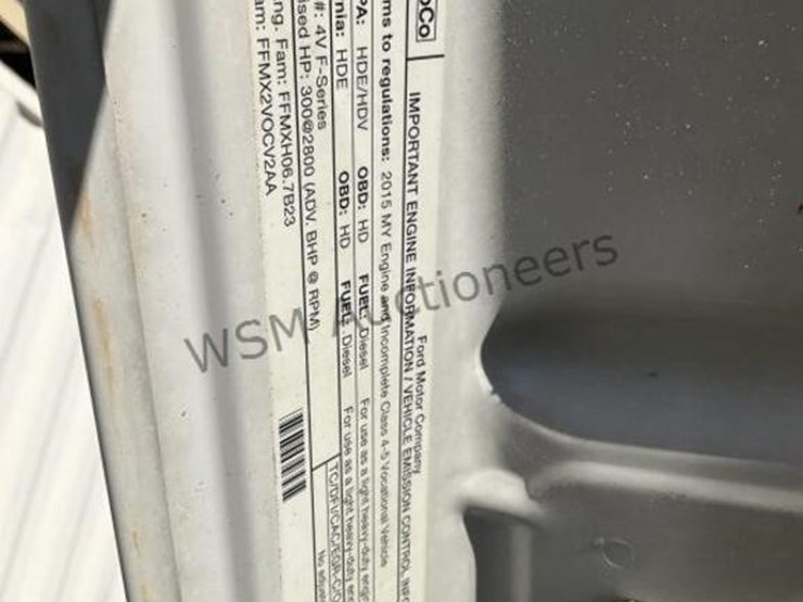 2015-ford-f550-image-16