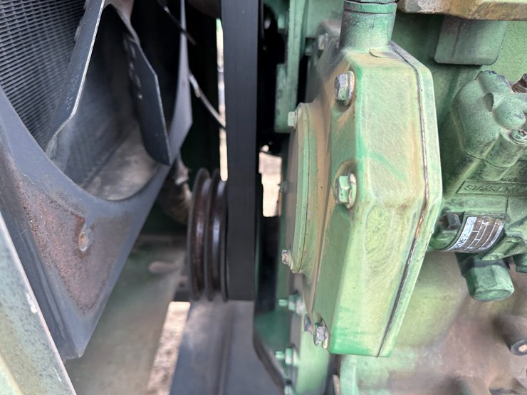 john-deere-4045d-image-21