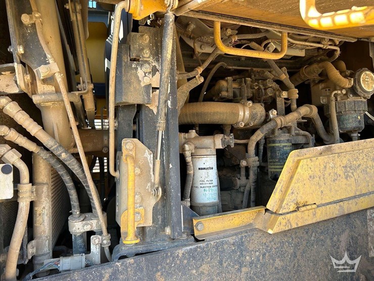 2019-komatsu-wa380-8-image-12