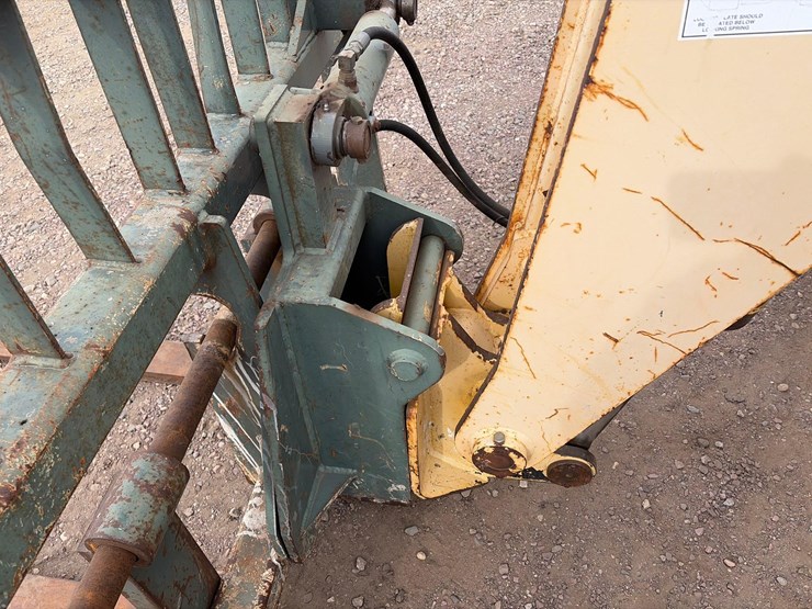 2016-gehl-rs8-42-image-10