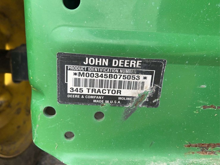 john-deere-345-image-38
