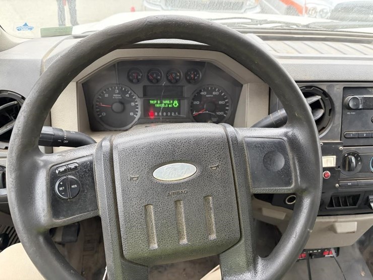 2008-ford-f450-image-12