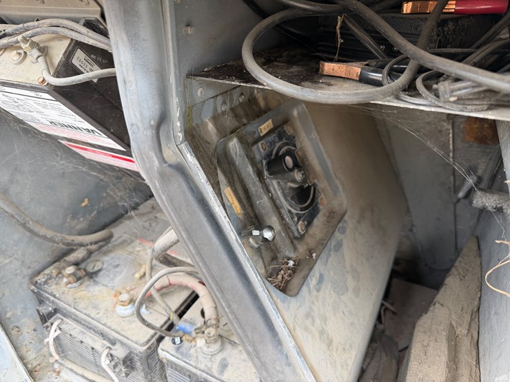 #295-•-1988-mci-travel-bus-image-14