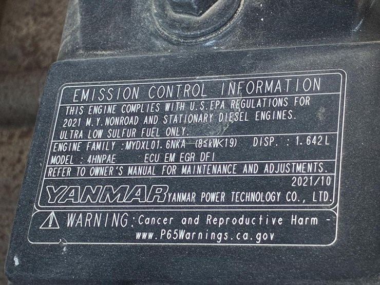 2021-takeuchi-tb230-image-25