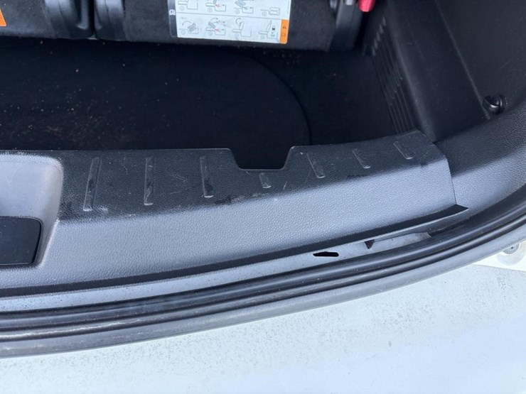 2016-ford-explorer-xlt-image-26