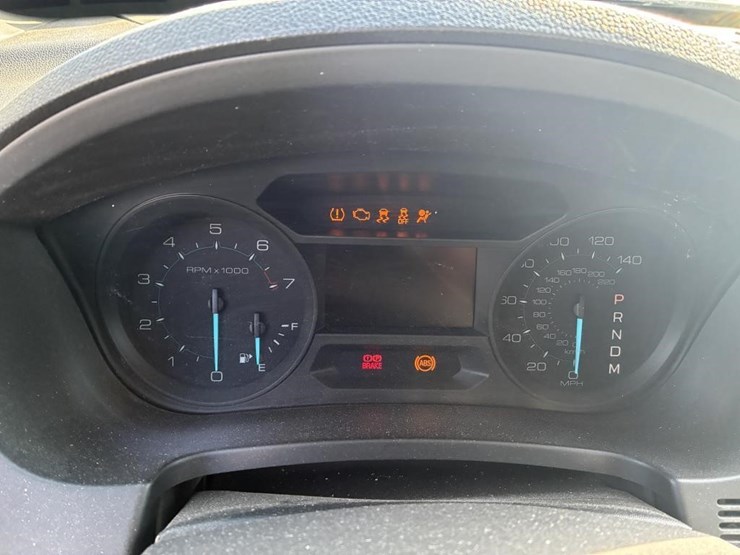 2013-ford-explorer-image-17