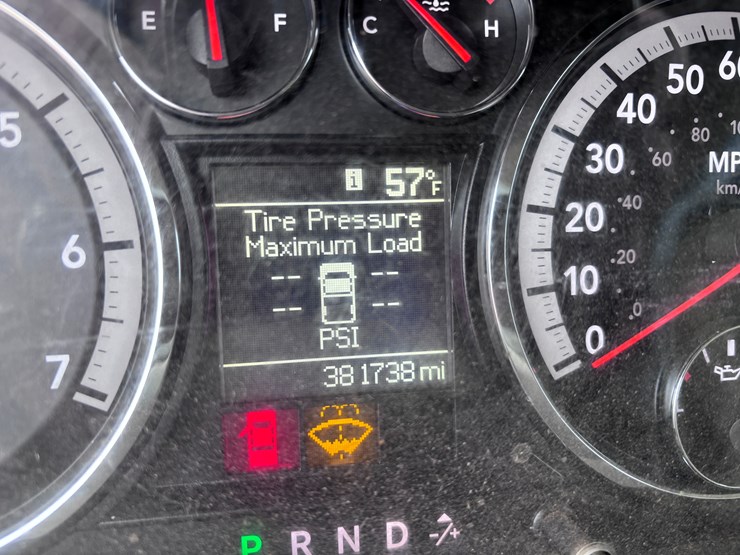 2012-dodge-ram-2500-image-11