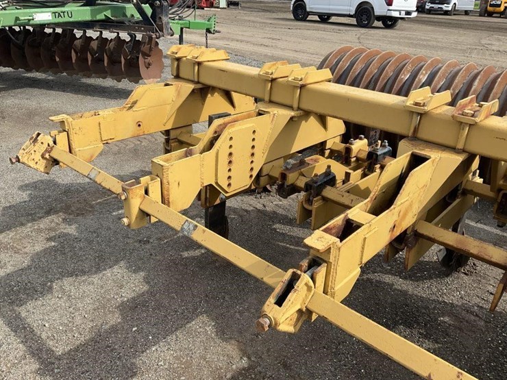 wilcox-3-pt-3-row-60"-bed-ripper-image-14