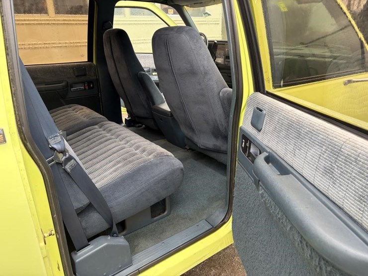 1993-chevrolet-3500-image-10