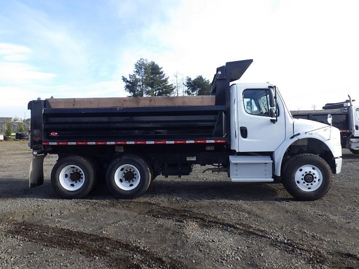 2019-freightliner-m2-15'-t/a-dump-truck-image-4
