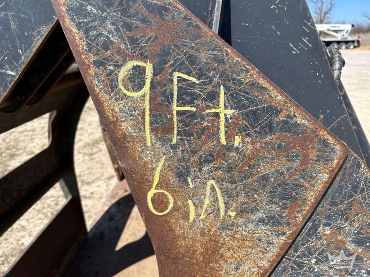 pemberton-inc-komatsu-grapple-bucket-image-6