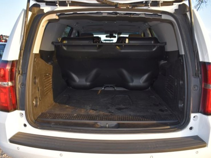 2018-chevrolet-tahoe-image-5