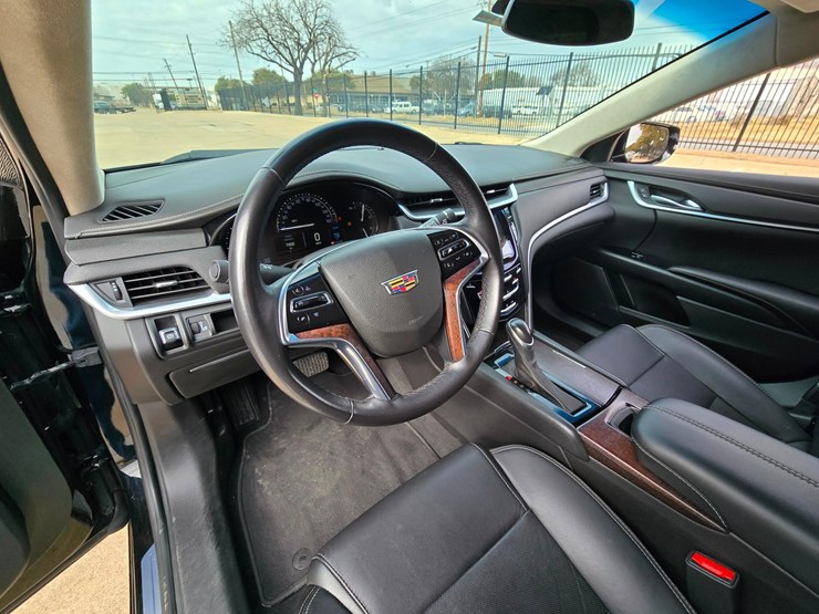 2019-cadillac-xts-stretch-limousine-for-sale,-s-and-s-coachbuilders,-70in,-7866-miles-image-17