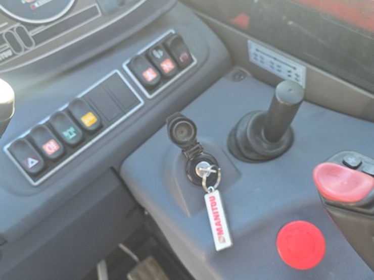 2015-manitou-mt625h-image-17