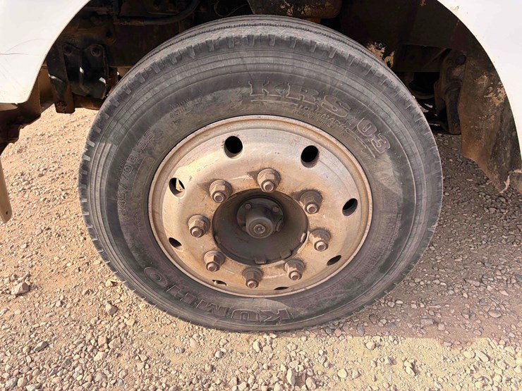 2001-tk-sterling-m5500-chassis-image-31