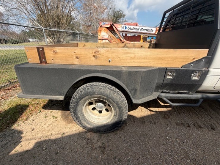 2002-dodge-ram-3500-image-22