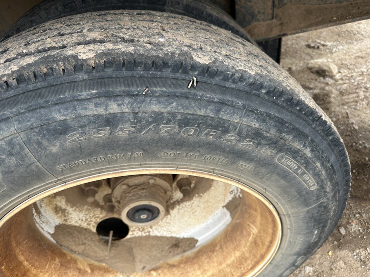 #38802-•-2022-kbh-40'-t/a-6000-gallon-nurse-trailer-vin:-1t9gn4022nc623368-image-5