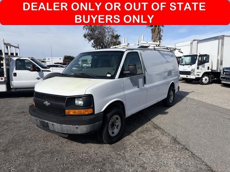 2008-utility-van-image-1