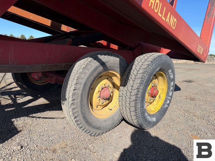 new-holland-1030-image-19