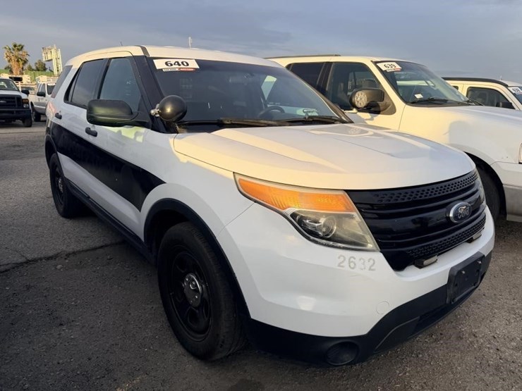 2014-ford-explorer-image-2