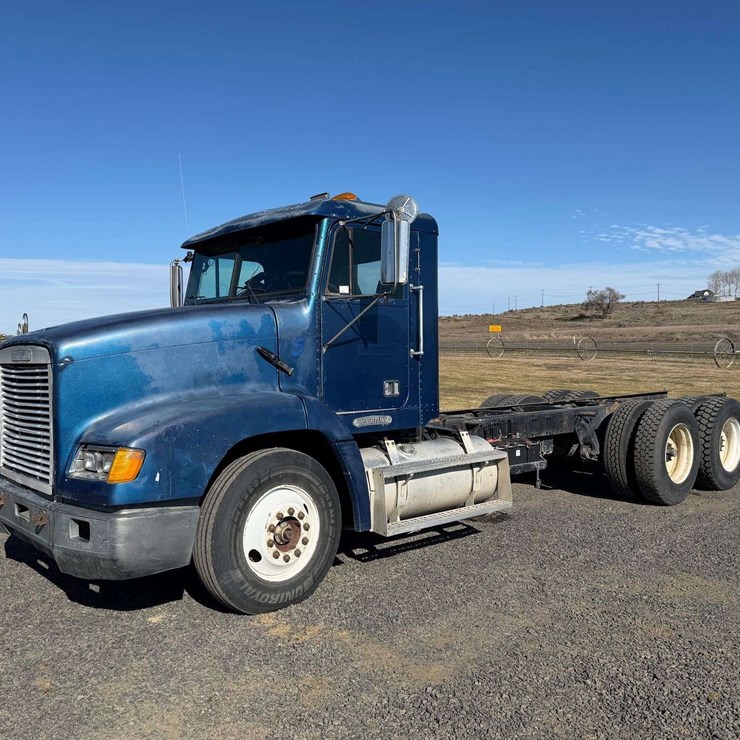 1995 FREIGHTLINER FLD112