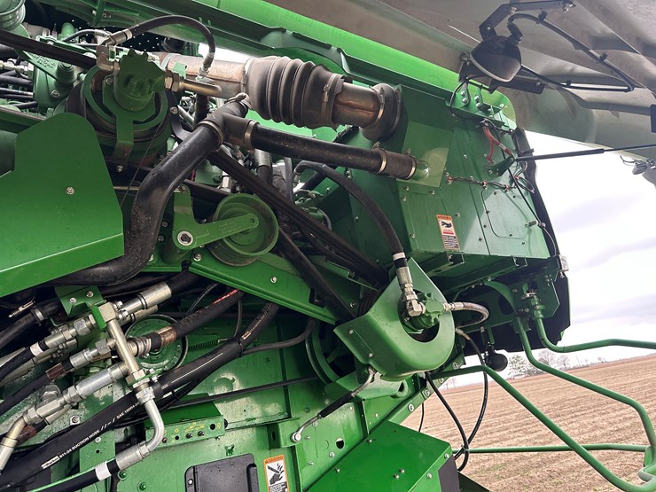 2020-john-deere-s780-image-62