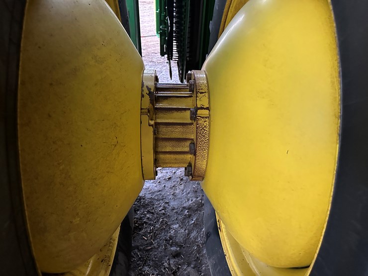 2021-john-deere-cp690-image-14