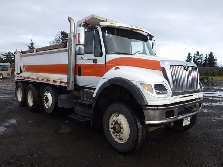 2007-international-7600-image-3