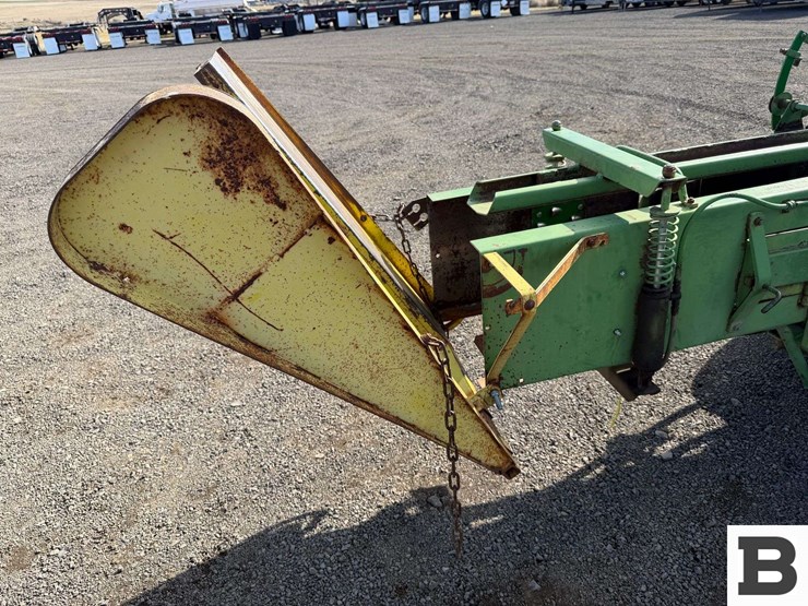 john-deere-466-image-37