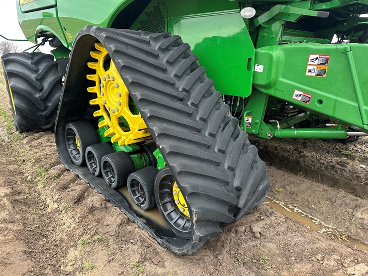 2020-john-deere-s780-image-22