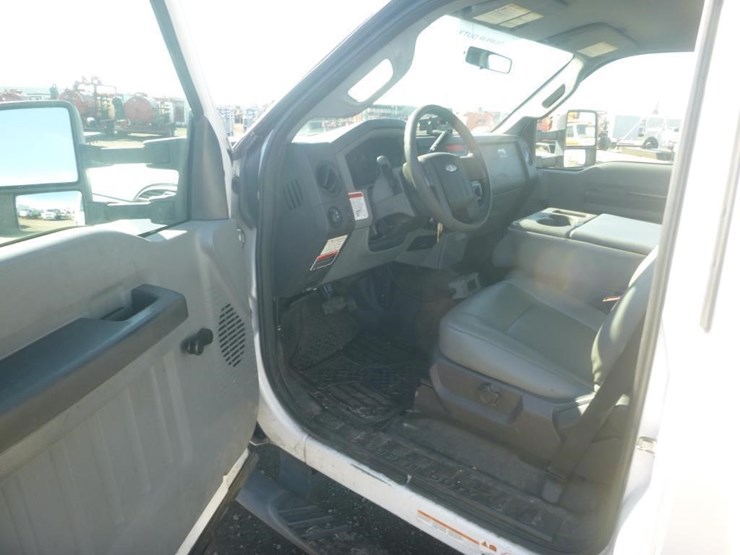 2012-ford-f550-image-20